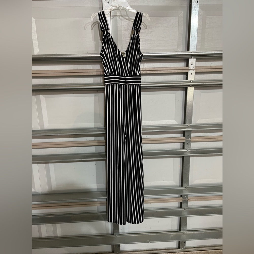 Ladies jumper or romper size XL